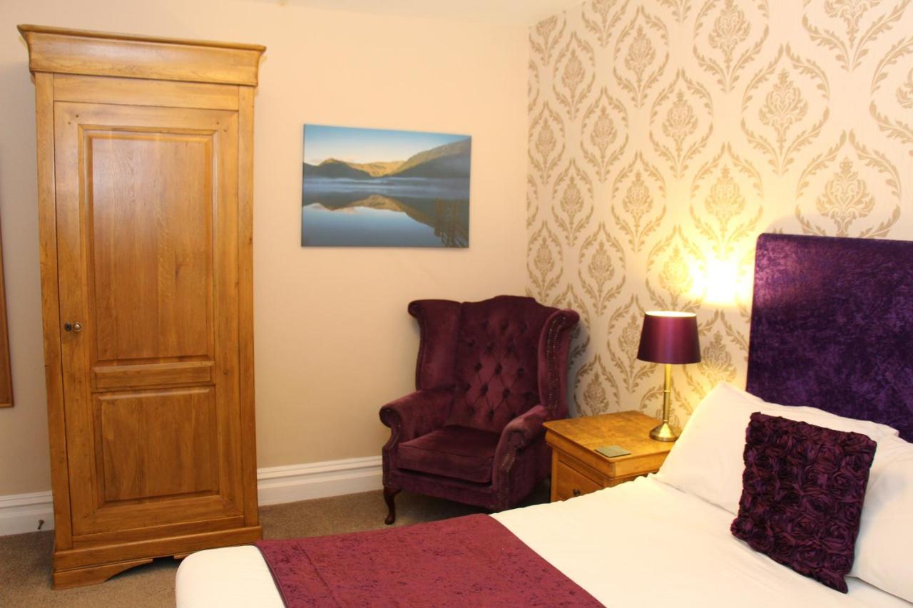 Invergarry Room Only Guest House For Adults 윈더미어 외부 사진