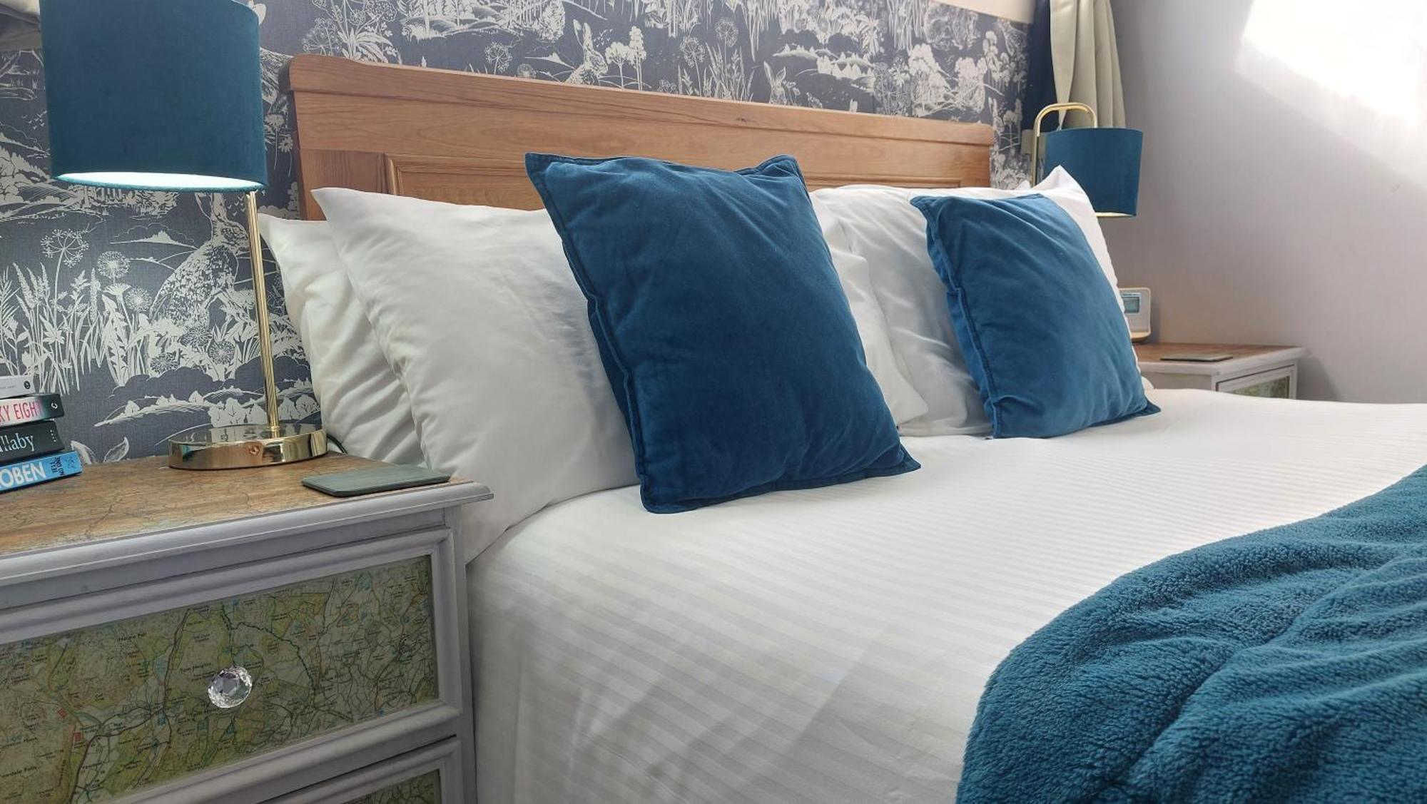 Invergarry Room Only Guest House For Adults 윈더미어 외부 사진