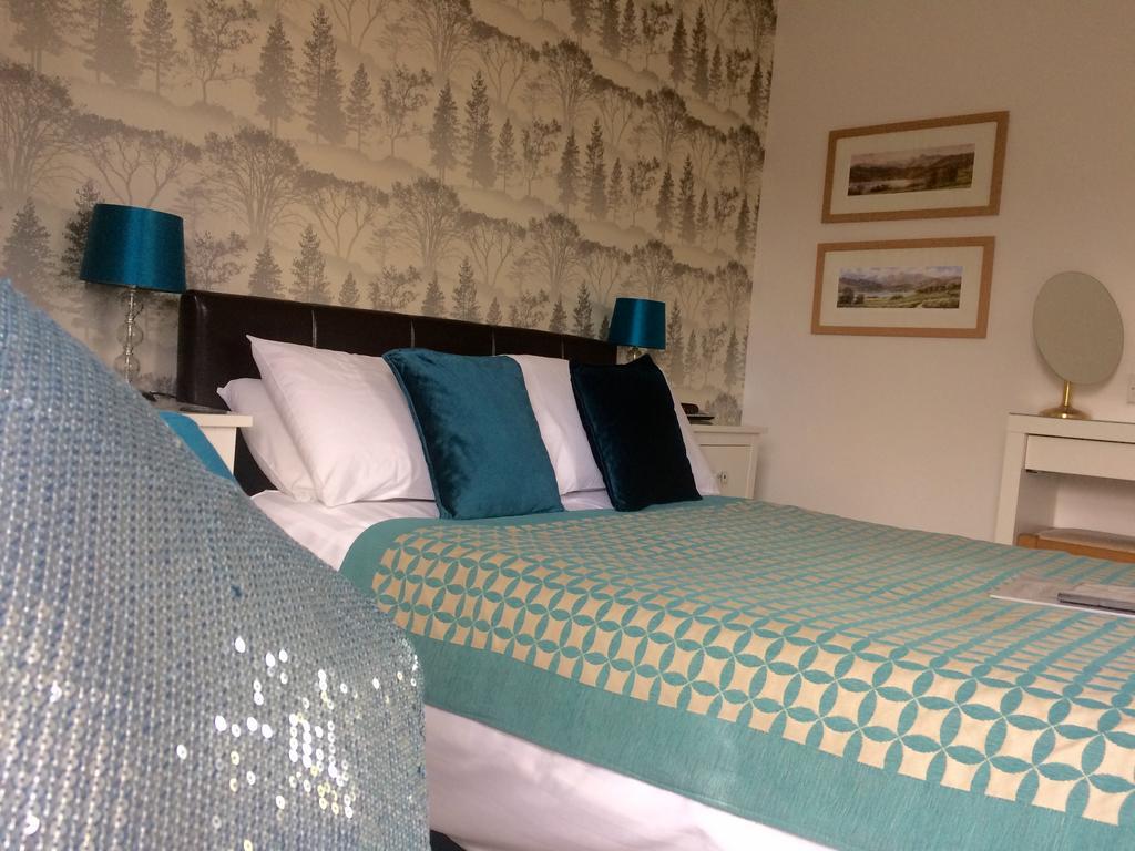 Invergarry Room Only Guest House For Adults 윈더미어 외부 사진